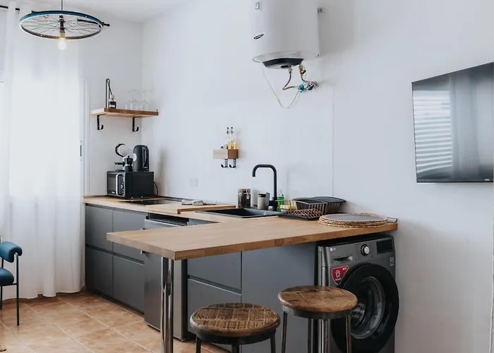 Casa Allegranza V6 Harley * Cotillo